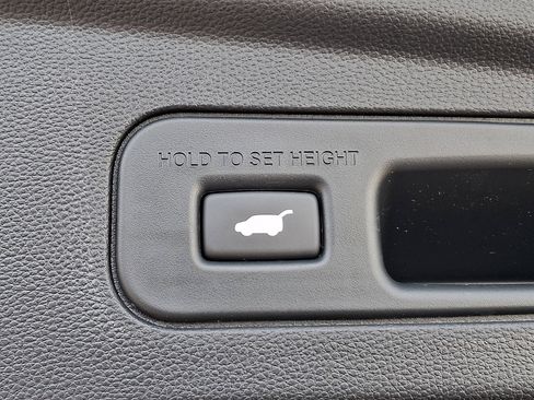 Certified 2023 Acura MDX A-Spec image 32