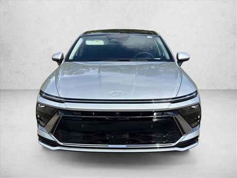 Certified 2025 Hyundai Sonata Limited image 6