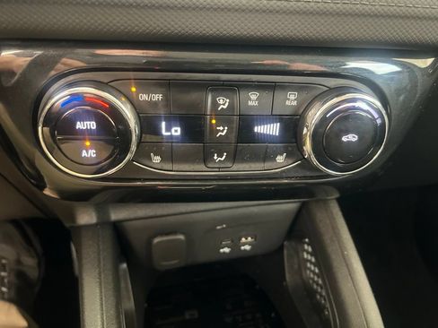 Used 2024 Chevrolet TrailBlazer LT w/ Convenience Package AWD/4WD image 53