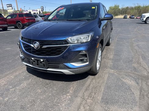 Used 2023 Buick Encore GX Preferred w/ Cold Weather Comfort Package AWD/4WD image 10