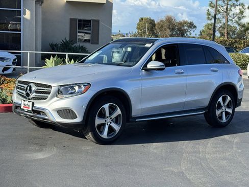 Used 2016 Mercedes-Benz GLC 300 image 4