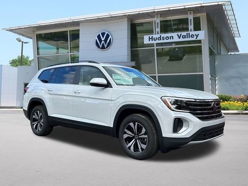 New 2026 Volkswagen Atlas SE image 1