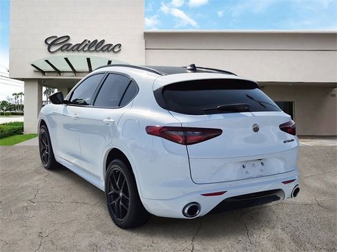 Used 2021 Alfa Romeo Stelvio Sprint w/ Nero Edizione image 3