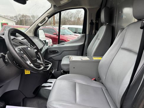 Used 2017 Ford Transit 150 130 Low Roof w/ Exterior Upgrade Package image 5