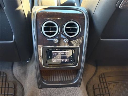 Used 2015 Bentley Flying Spur V8 image 15