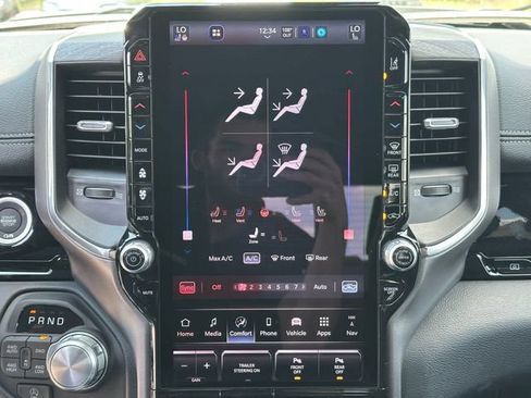 New 2026 RAM 1500 Laramie AWD/4WD image 17