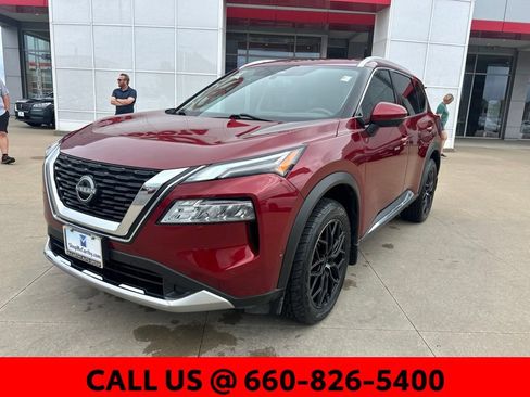 Used 2023 Nissan Rogue Platinum w/ Platinum Premium Package AWD/4WD image 2