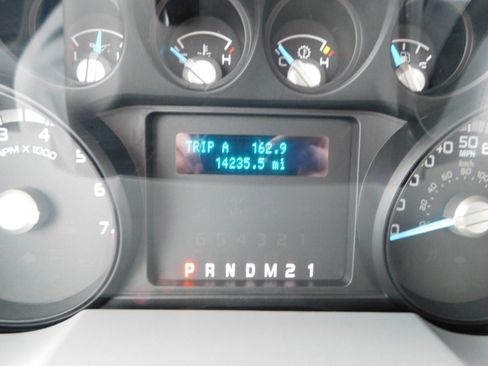 Used 2015 Ford F250 XL image 6