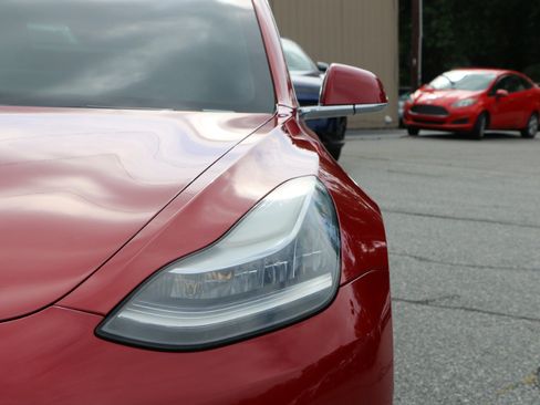 Used 2018 Tesla Model 3 Performance AWD/4WD image 11