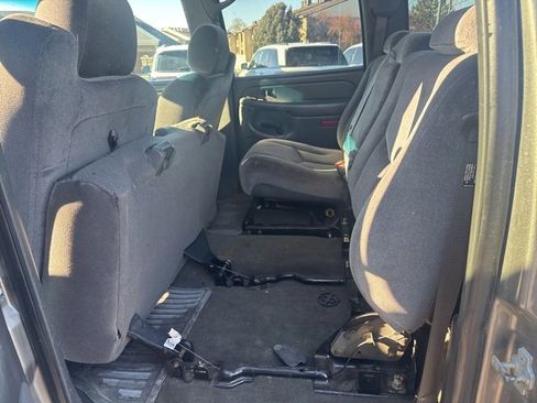 Used 2007 GMC Sierra 2500 SL image 18