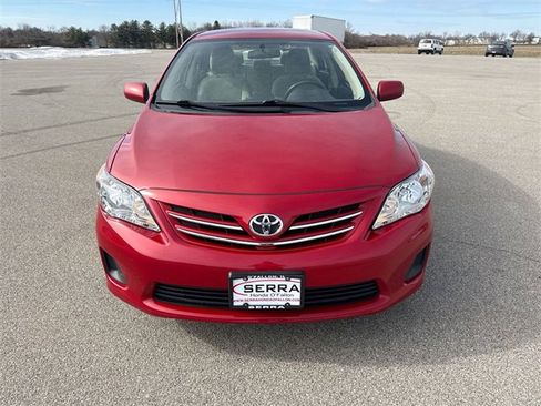 Used 2013 Toyota Corolla LE image 16