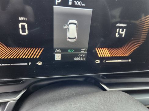 Used 2026 Kia Carnival LXS FWD image 6
