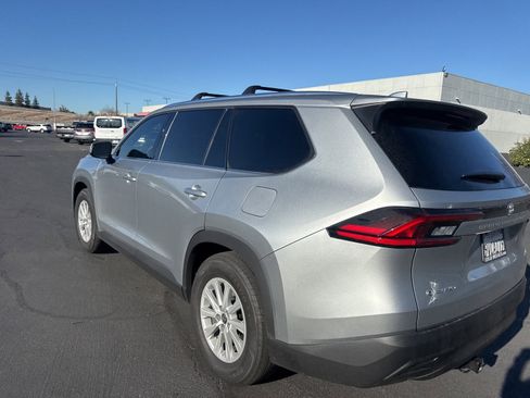 Certified 2025 Toyota Grand Highlander AWD Hybrid image 5