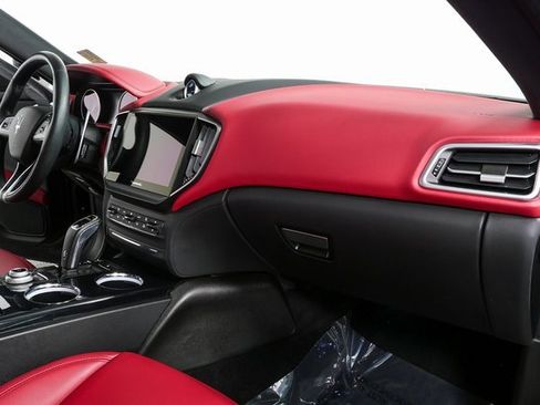 Used 2023 Maserati Ghibli Modena Q4 image 25