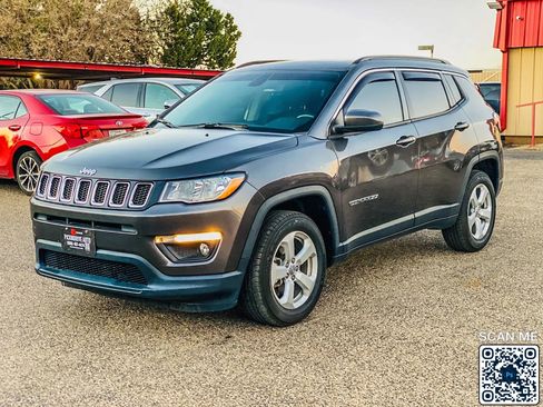 Used 2020 Jeep Compass Latitude w/ Cold Weather Group image 4