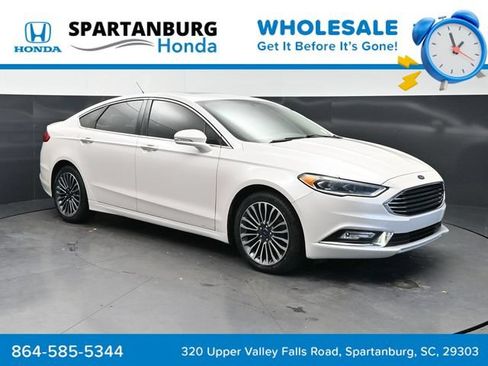 Used 2017 Ford Fusion Titanium FWD image 3