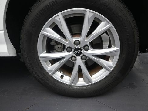 Used 2021 Audi Q3 2.0T Premium w/ Convenience Package AWD/4WD image 10