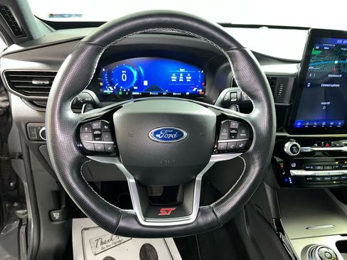 Used 2021 Ford Explorer ST w/ Equipment Group 401A AWD/4WD image 16