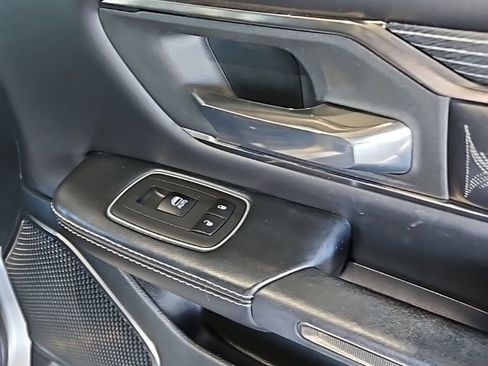 Used 2021 RAM 1500 Limited w/ Body Color Bumper Group image 14