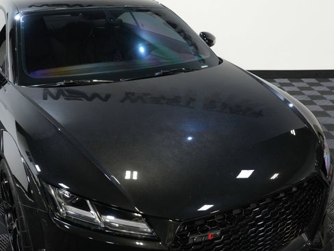 Used 2019 Audi TT RS w/ Technology Package image 12