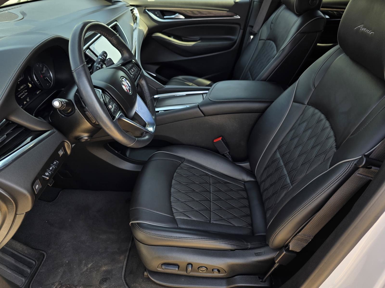 Certified 2024 Buick Enclave Avenir w/ Avenir Technology Package AWD/4WD image 27