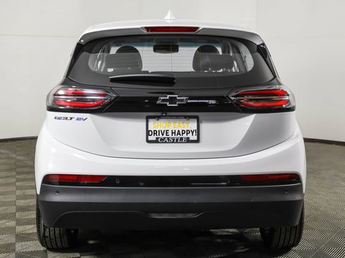 Used 2023 Chevrolet Bolt LT FWD image 16