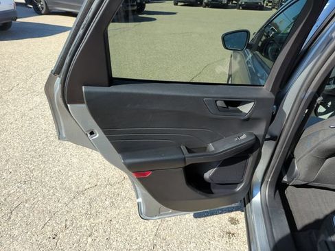 Certified 2024 Ford Escape Active AWD/4WD image 12