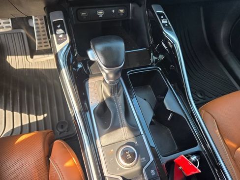 Used 2023 Kia Sorento SX Prestige AWD/4WD image 11