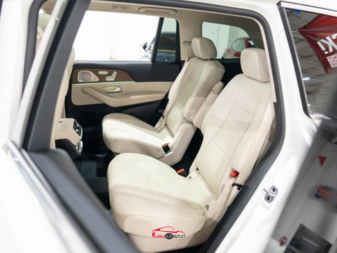 Used 2021 Mercedes-Benz GLS 450 4MATIC image 20