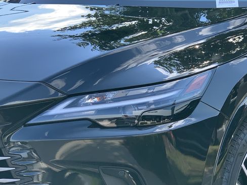 Used 2025 Lexus RX 350 Premium Plus w/ Accessory Package (Z1) FWD image 6