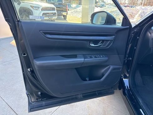 Used 2024 Honda CR-V Sport image 17
