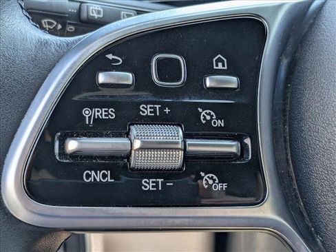 Used 2021 Mercedes-Benz GLA 250 4MATIC image 19