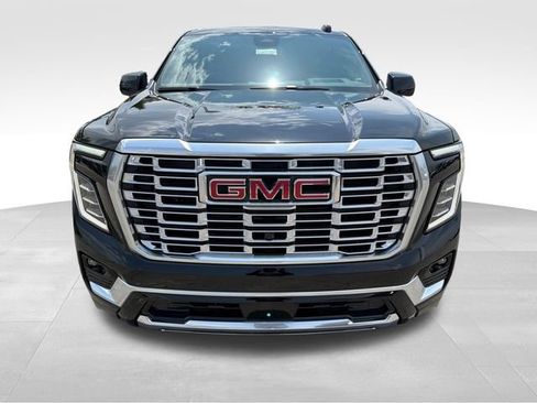 New 2026 GMC Yukon Denali w/ Denali Reserve Package AWD/4WD image 2