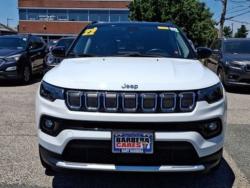Used 2022 Jeep Compass Limited AWD/4WD image 2