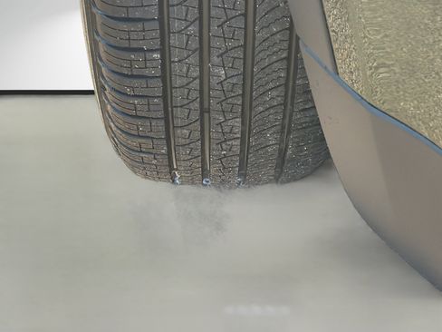 New 2026 Land Rover Defender 110 S image 42