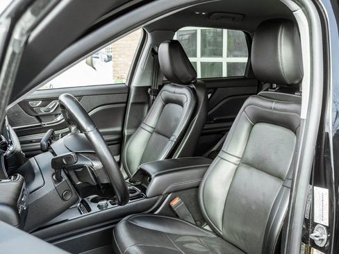 Used 2022 Lincoln Corsair Reserve image 7