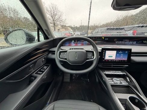 New 2026 Lincoln Nautilus Reserve w/ Jet Appearance Package image 9