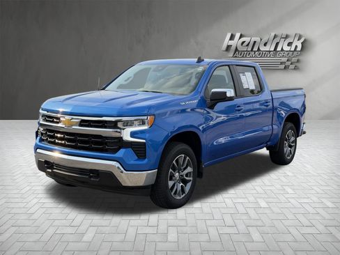 Used 2026 Chevrolet Silverado 1500 LT w/ LPO, Liner Protection Package AWD/4WD image 7