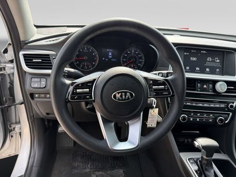 Used 2020 Kia Optima LX FWD image 12