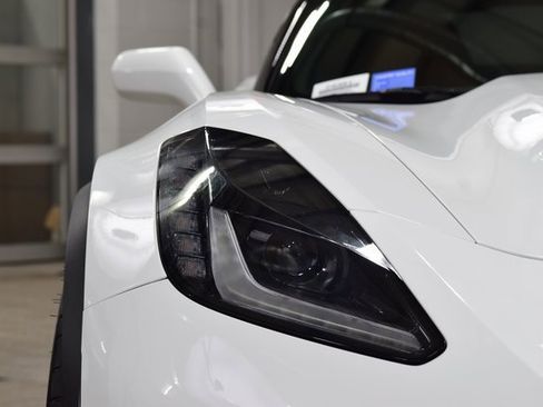 Used 2016 Chevrolet Corvette Z06 w/ 2LZ Preferred Equipment Group image 12