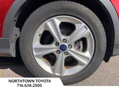 Used 2016 Ford Escape SE FWD image 8