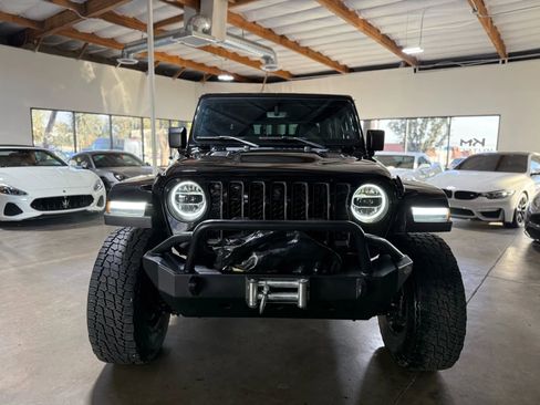 Used 2021 Jeep Gladiator Rubicon image 5