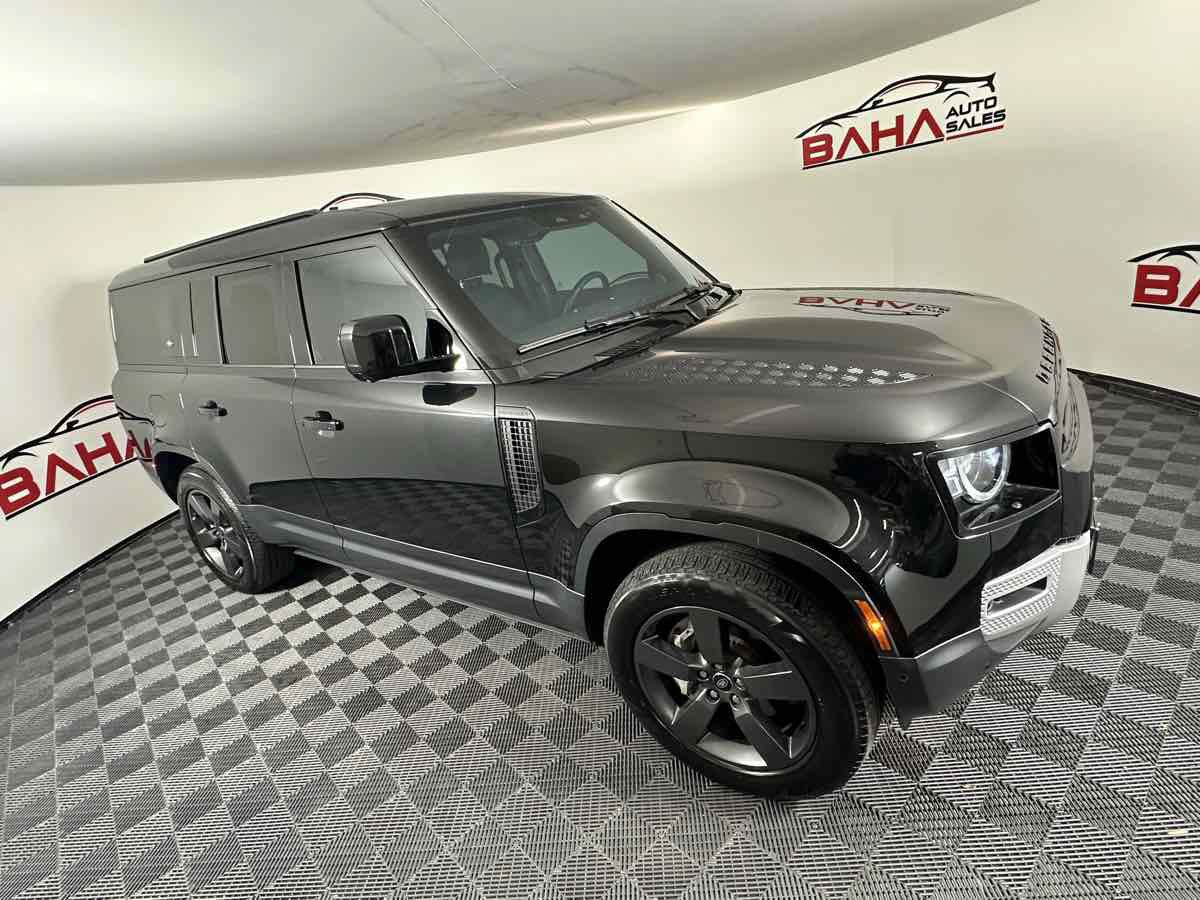 Used 2024 Land Rover Defender 130 S AWD/4WD image 12