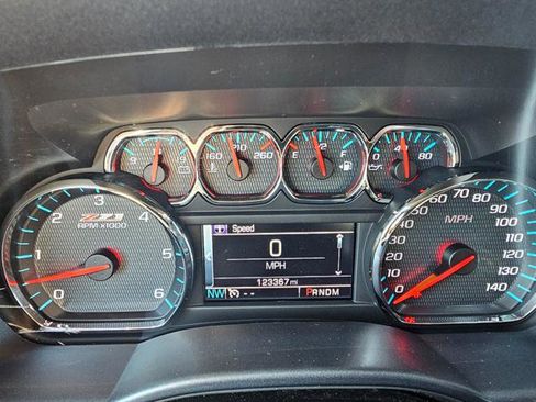 Used 2016 Chevrolet Silverado 1500 LT w/ All Star Edition image 10