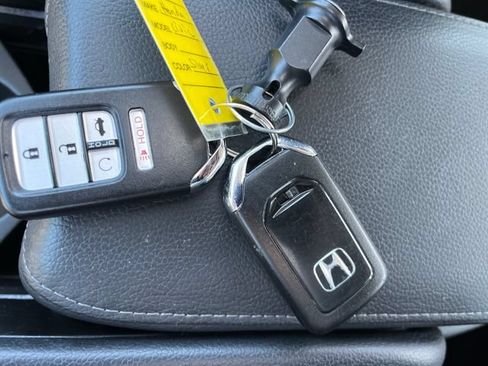 Used 2016 Honda Civic EX-L image 30