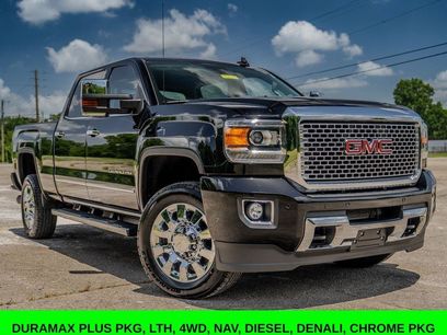 Used 2016 GMC Sierra 2500 Denali w/ Duramax Plus Package