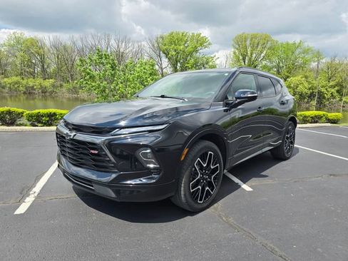 Used 2023 Chevrolet Blazer RS w/ Driver Confidence II Package FWD image 12