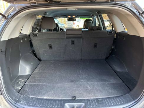 Used 2013 Kia Sorento LX w/ Convenience Pkg image 13