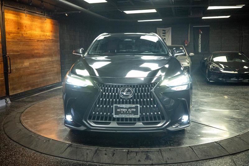Used 2024 Lexus NX 450h+ AWD w/ Vision Package image 4