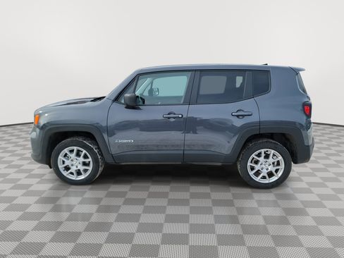 Used 2023 Jeep Renegade Latitude image 5